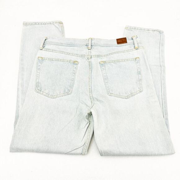 BDG Slim Men's Light Wash Denim Jeans Zip Fly Straight Leg SZ 33 x 32 - Picture 4 of 8